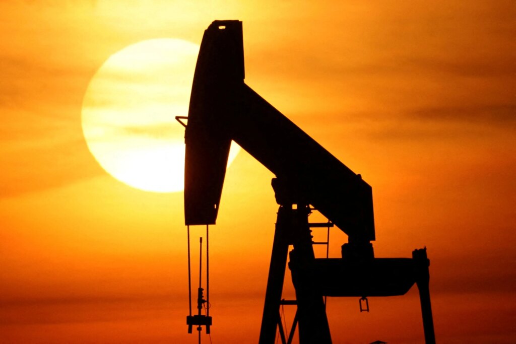 Plataforma de petróleo no mar
