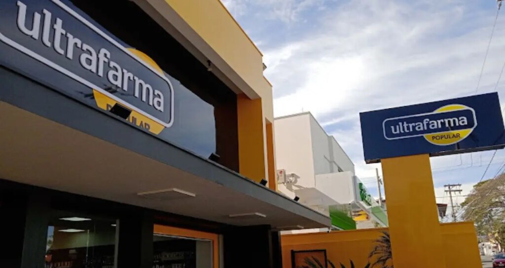 Fachada de loja Ultrafarma