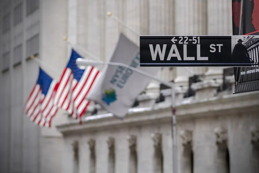 Fachada da bolsa de valores de Wall Street em Nova York