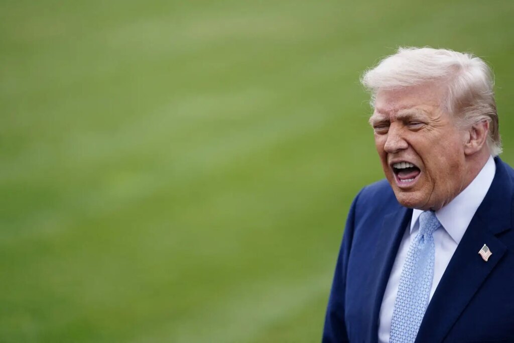 Trump em anúncio sobre política comercial