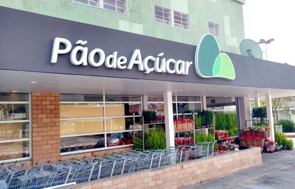Fachada de loja do Pão de Açúcar