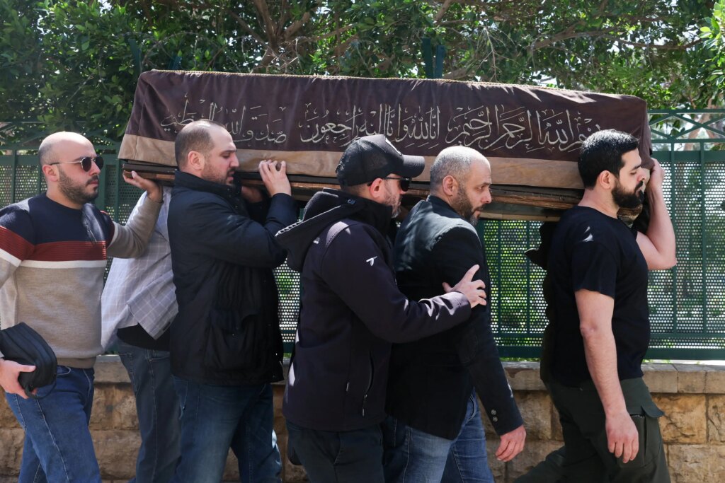 Funeral em Beirute - conflito Líbano
